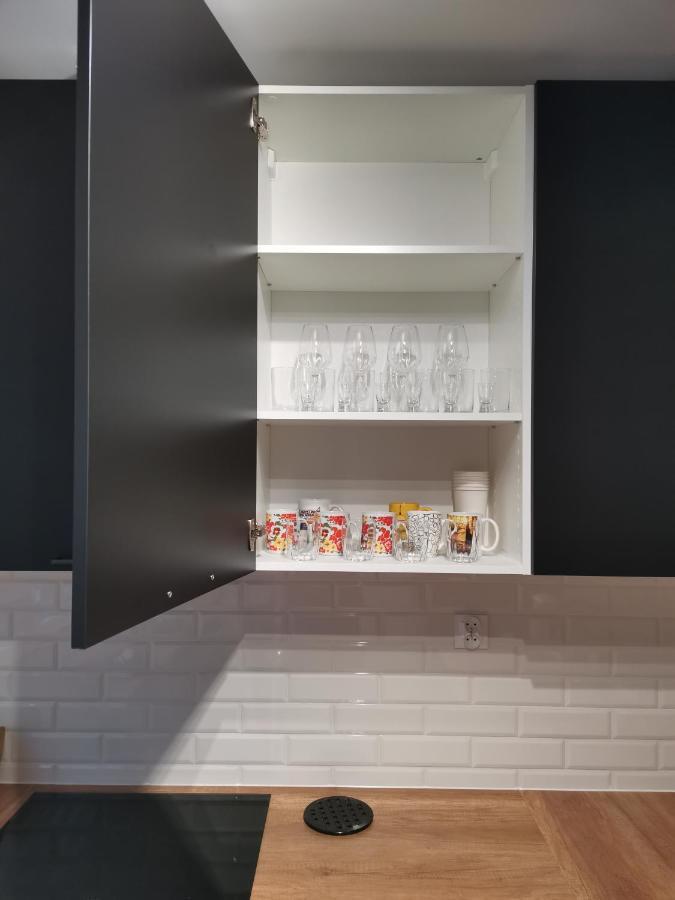 Przytulny Apartament W Wiezowcu - Centrum Miasta Podwislocze 38 Жешов Екстериор снимка