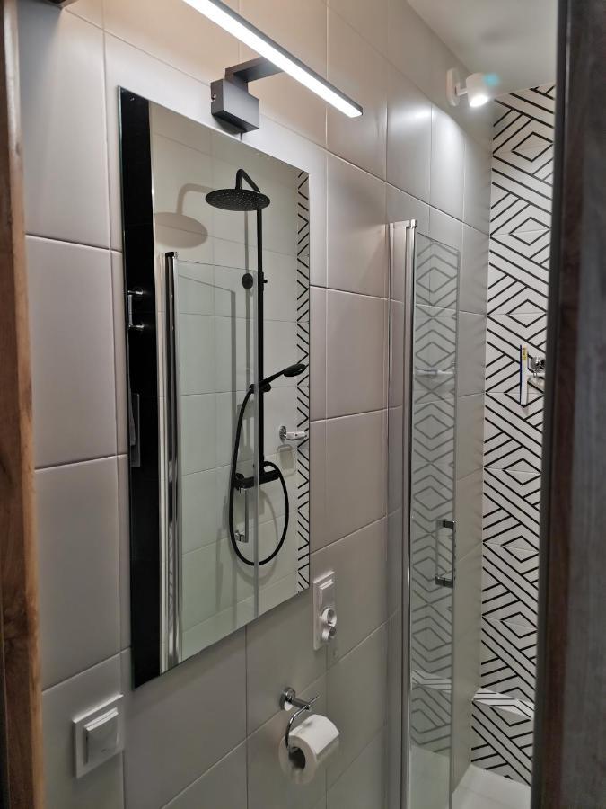 Przytulny Apartament W Wiezowcu - Centrum Miasta Podwislocze 38 Жешов Екстериор снимка