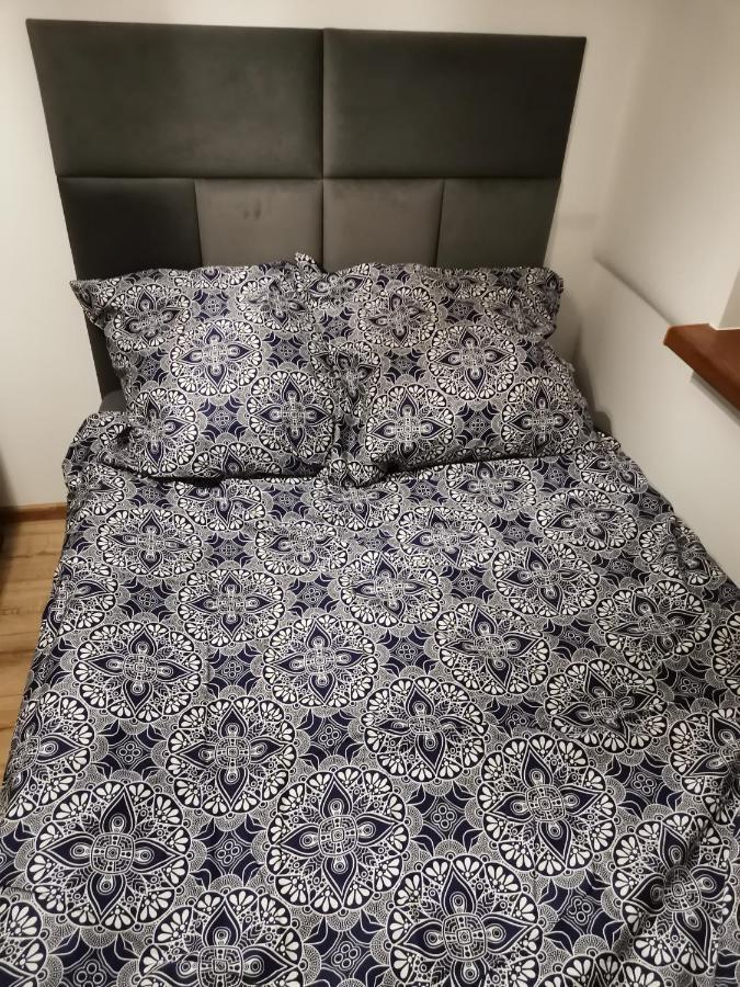 Przytulny Apartament W Wiezowcu - Centrum Miasta Podwislocze 38 Жешов Екстериор снимка