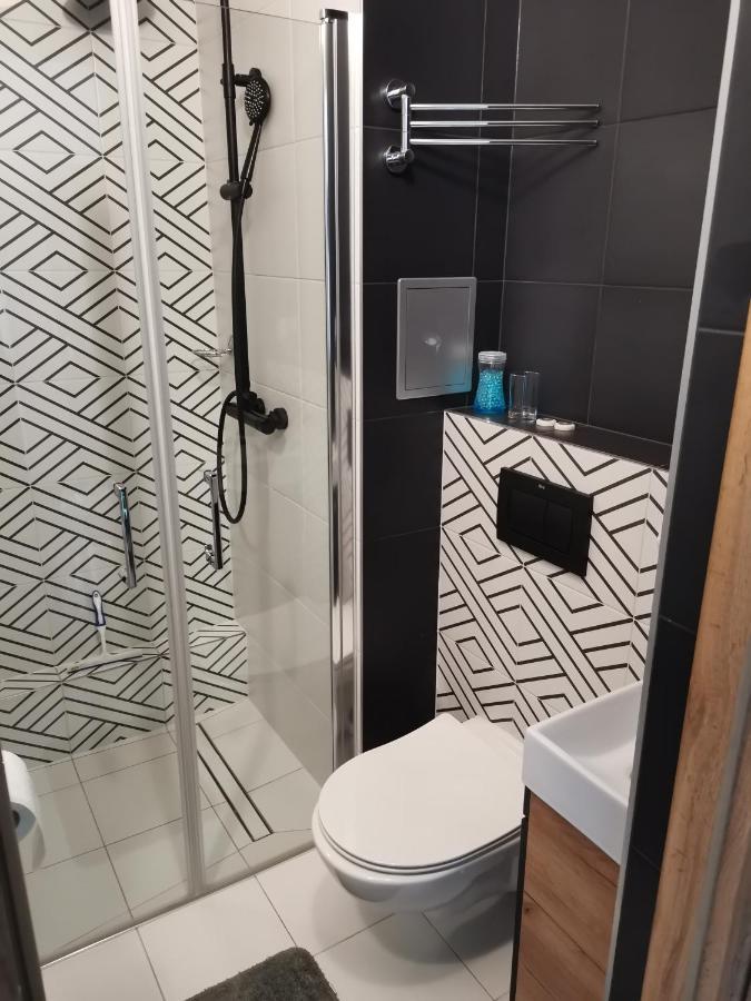 Przytulny Apartament W Wiezowcu - Centrum Miasta Podwislocze 38 Жешов Екстериор снимка