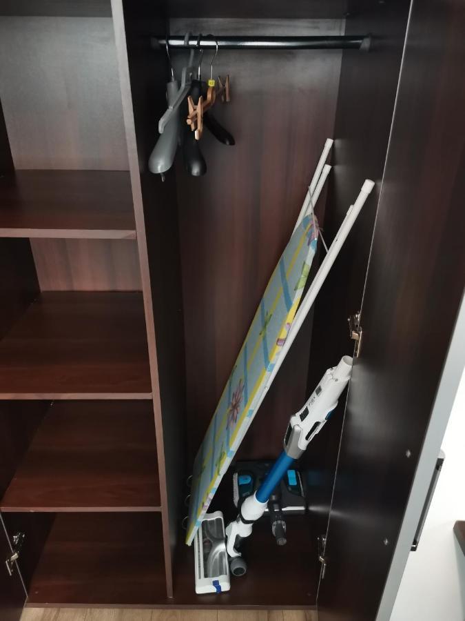 Przytulny Apartament W Wiezowcu - Centrum Miasta Podwislocze 38 Жешов Екстериор снимка