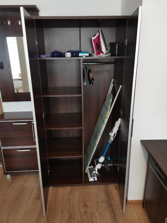 Przytulny Apartament W Wiezowcu - Centrum Miasta Podwislocze 38 Жешов Екстериор снимка